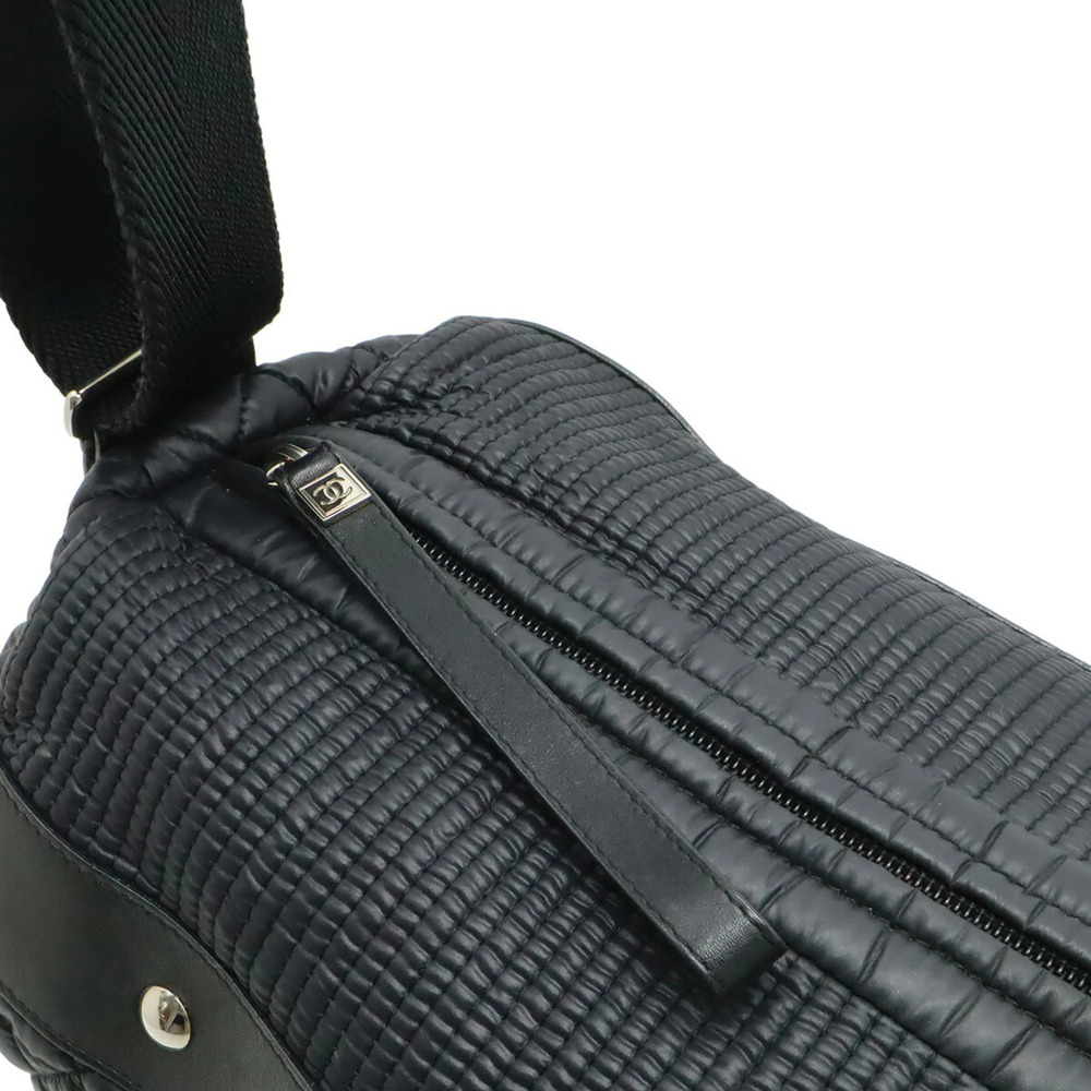 CHANEL Black Logo Shoulder Bag - Picture 7 of 10